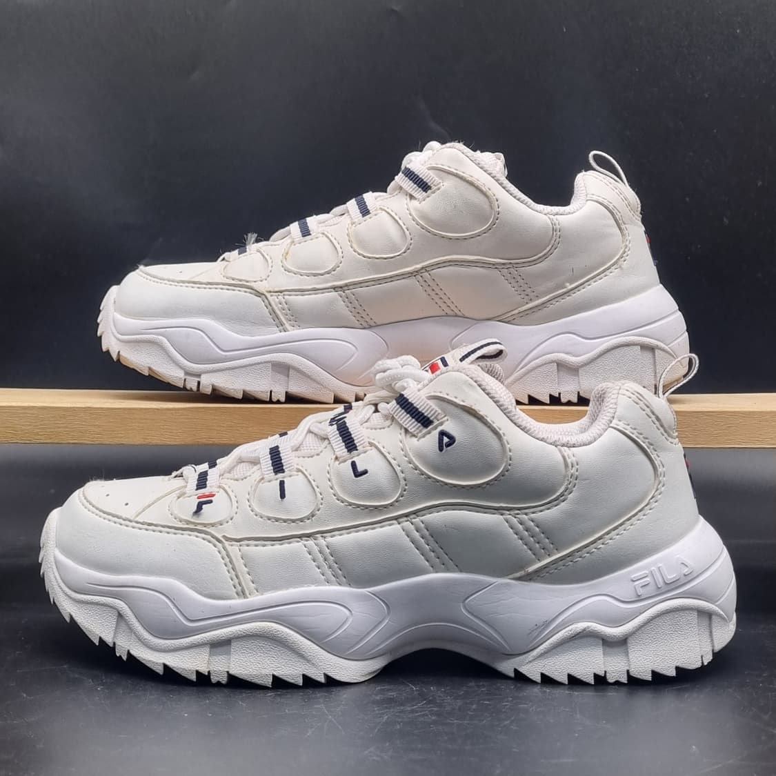 휠라 솔리큐드 여성운동화 230 상품이미지1