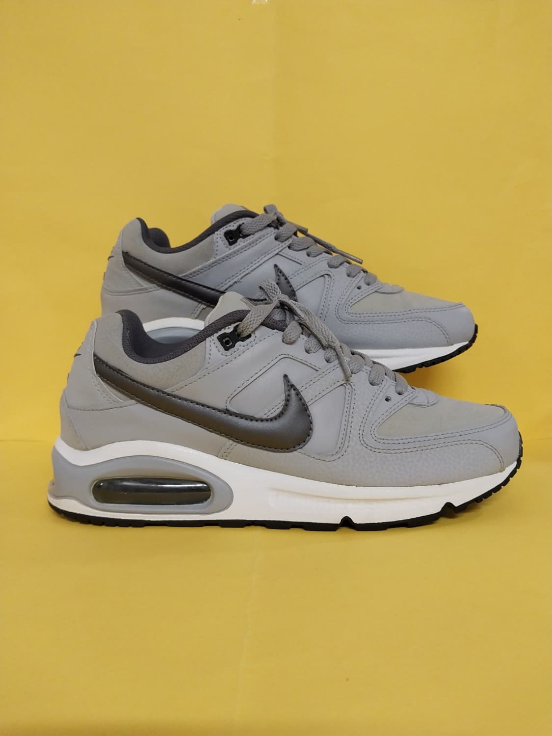 남성 나이키 에어맥스 커맨드 울프그레이 운동화 (260) 상품이미지3