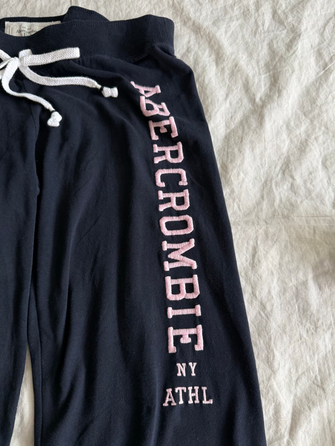 아베크롬비 딥 네이비 트레이닝 팬츠 상품이미지5