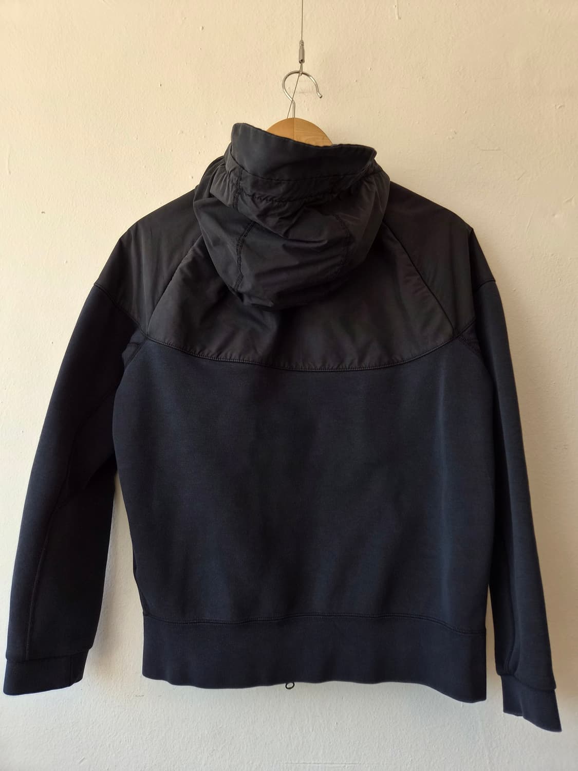 나이키 여성 테크팩 스웻후디풀집업자켓 95사이즈 상품이미지3