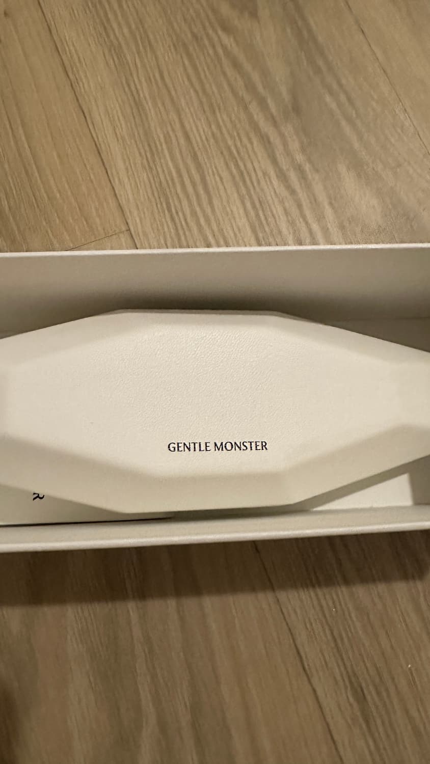 젠틀몬스터 캐럿02 새상품  상품이미지6