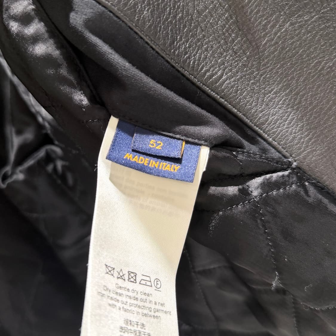 52 / 루이비통 X 니고 크레이지 레더 데님 블루종 자켓 상품이미지8