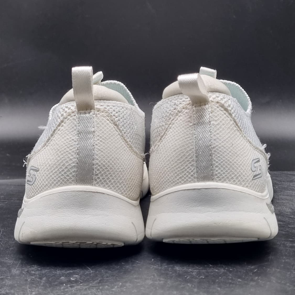 스케쳐스 아치핏 리파인 여성슬립온240  상품이미지4