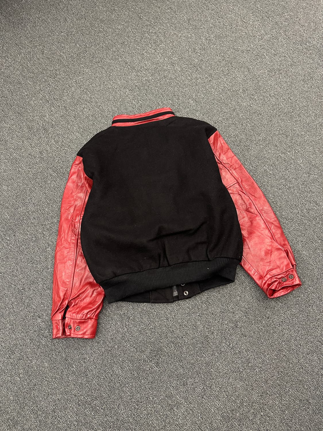 M) CANADA SPORTWEAR 레더암 바시티자켓 상품이미지3