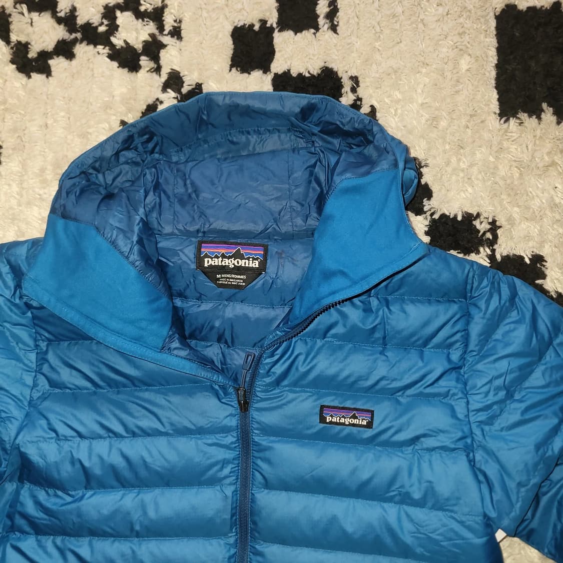 19FW 파타고니아 후디 경량패딩 블루 상품이미지2