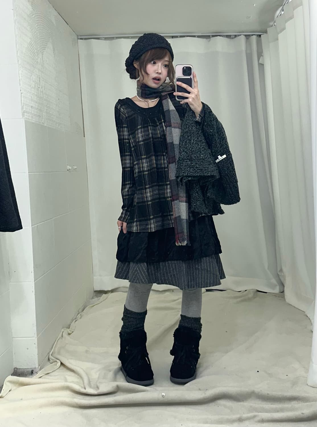 사와코 케이프 코트 무채색 니혼진 코디세트 상품이미지4