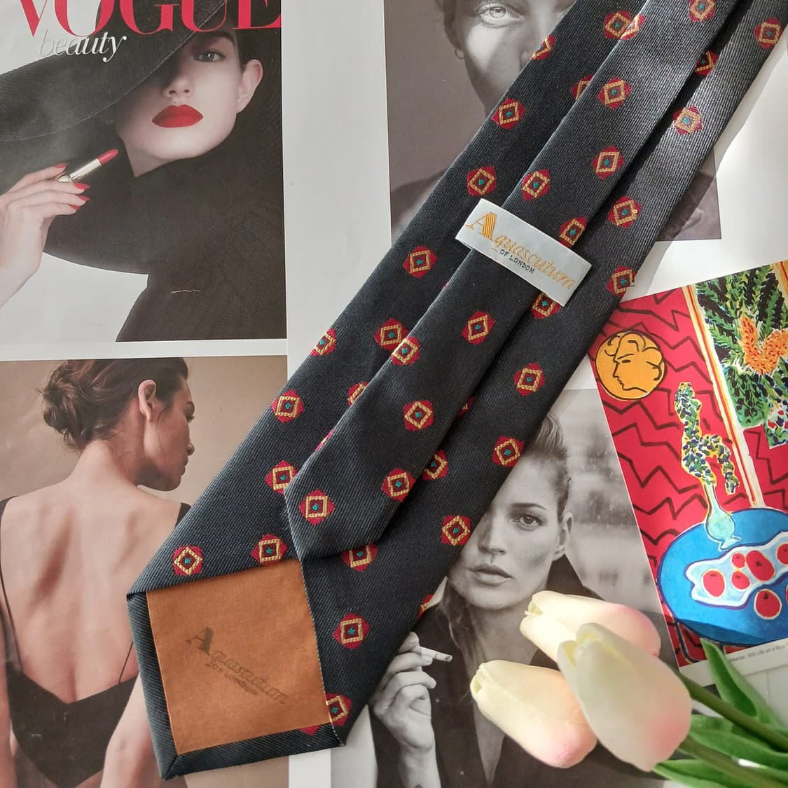 아쿠아스큐텀 실크 레드 다이아몬드 넥타이 9.8cm A등급 A18864
 상품이미지4