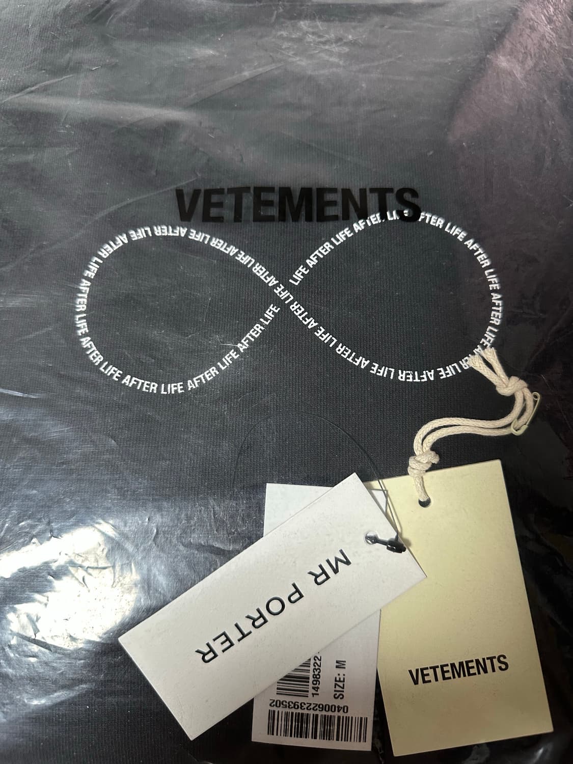 [M] VETEMENTS 베트멍 라이프 인피니티 후디 블랙 판매합니다 상품이미지2