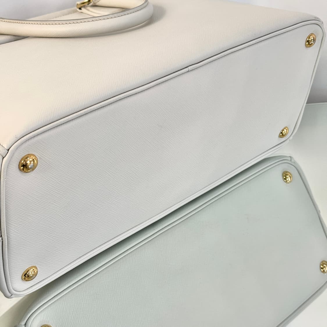 [정품] 프라다 갤러리아 럭스 사피아노 토트백 금장 미듐 상품이미지6