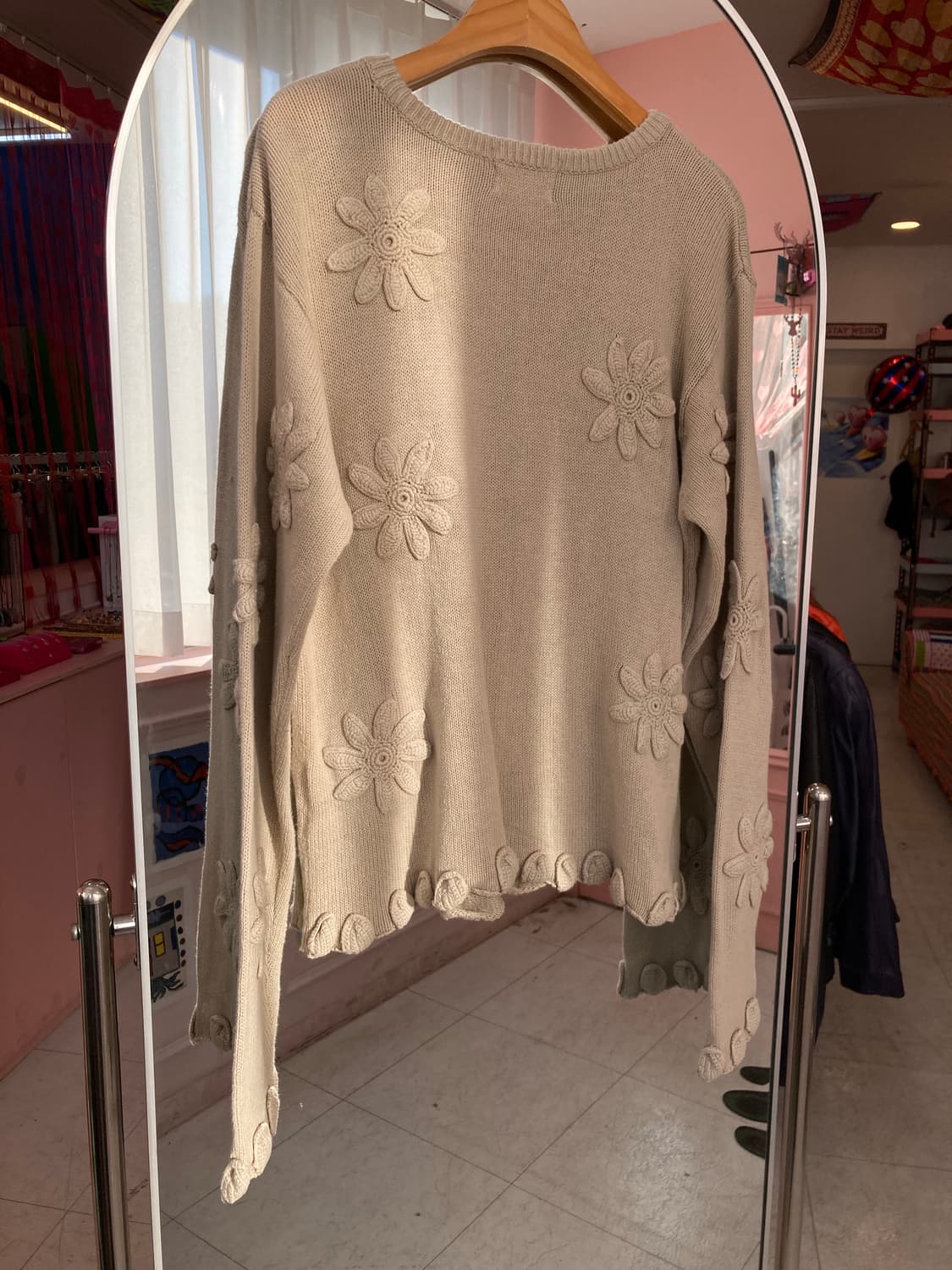 베이지 플라워 패치 디테일 니트 상품이미지5