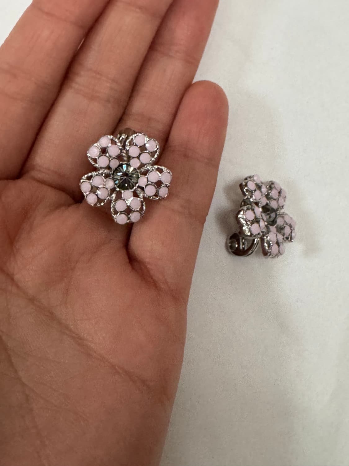 빈티지 플라워 이어클립 상품이미지1