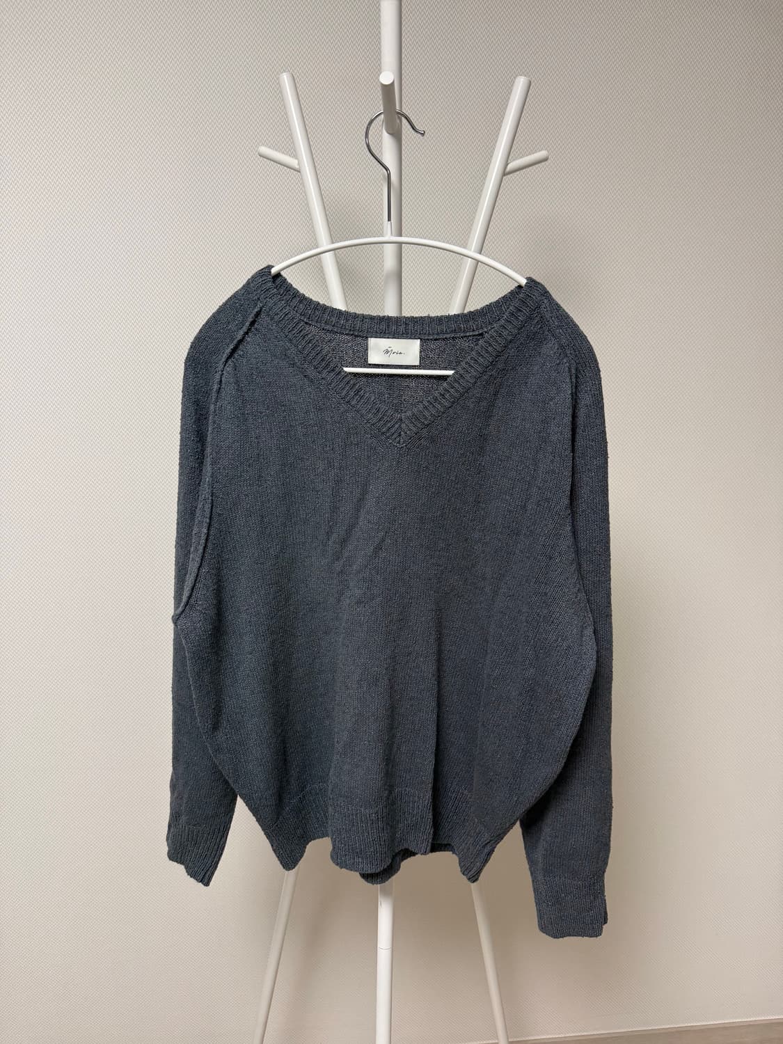 모이아 페이퍼 브이넥 니트(블루스톤) paper v-neck knit  상품이미지2