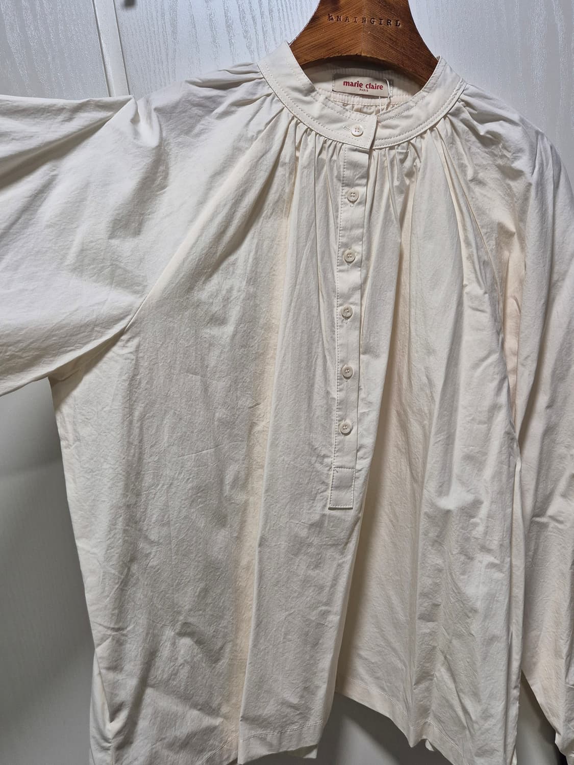 (타임세일)(새상품)마리끌레르 버터색 셔츠 블라우스 상품이미지3