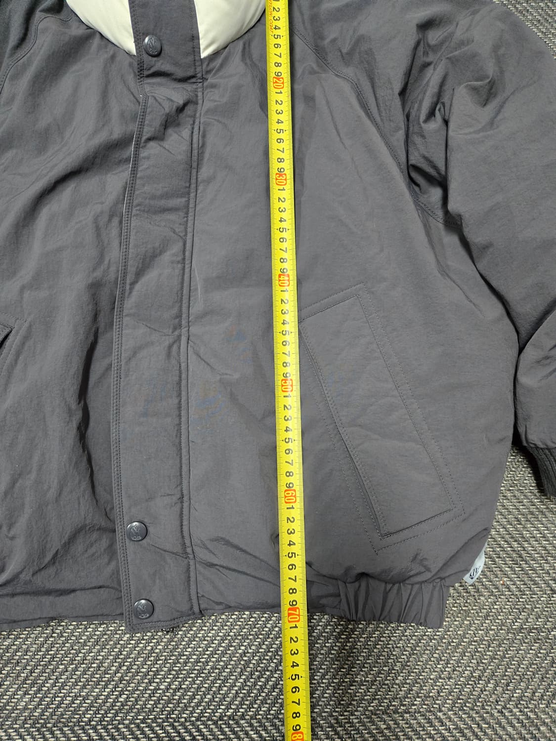 노티카 83플래그 요트 다운패딩 파카 차콜 상품이미지8