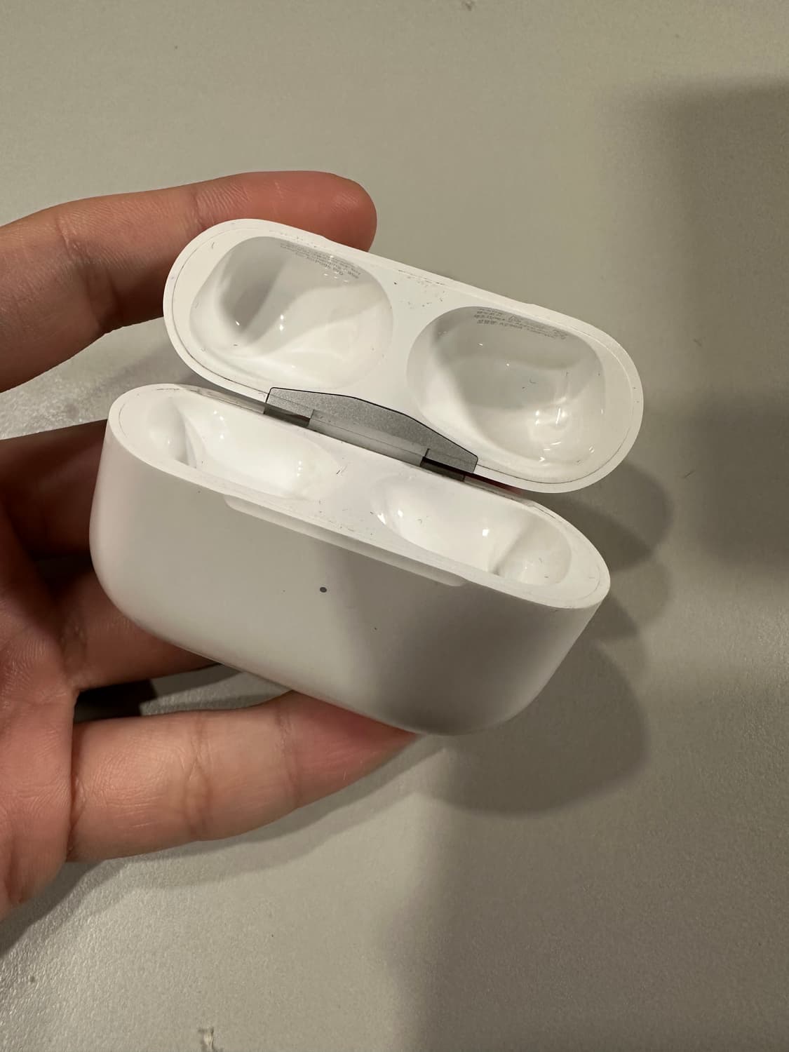 에어팟 프로 2세대 본체 A2968 + 박스(이어팁 포함) 상품이미지2