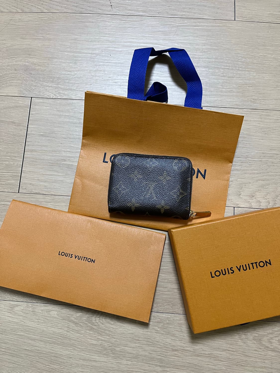 루이비통 지퍼 코인 펄스 카드지갑 모노그램 상품이미지1