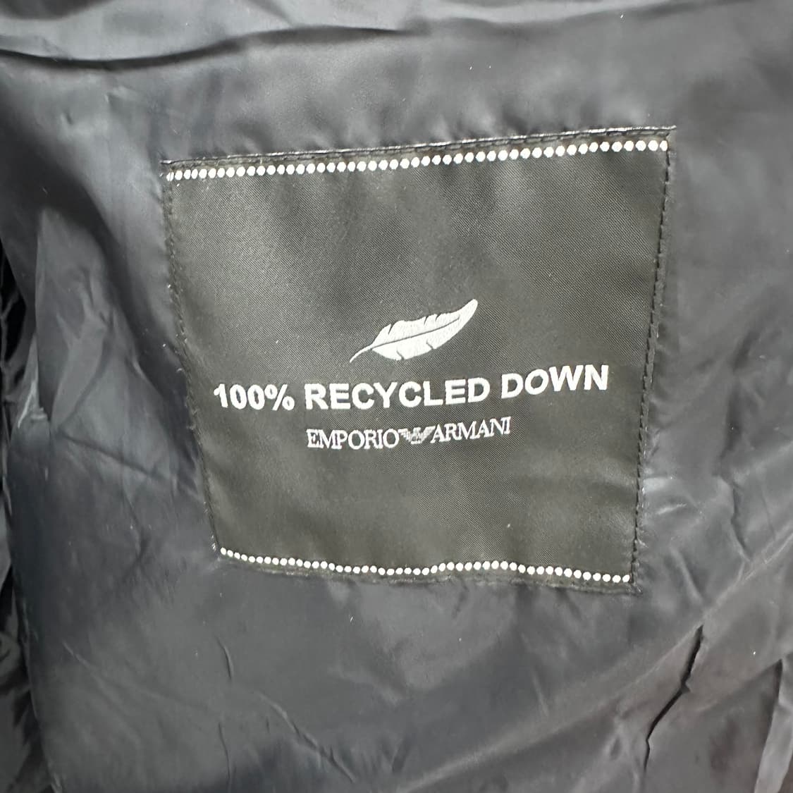 90 엠포리오 아르마니 여자 벌룬핏 구스다운 패딩 상품이미지4