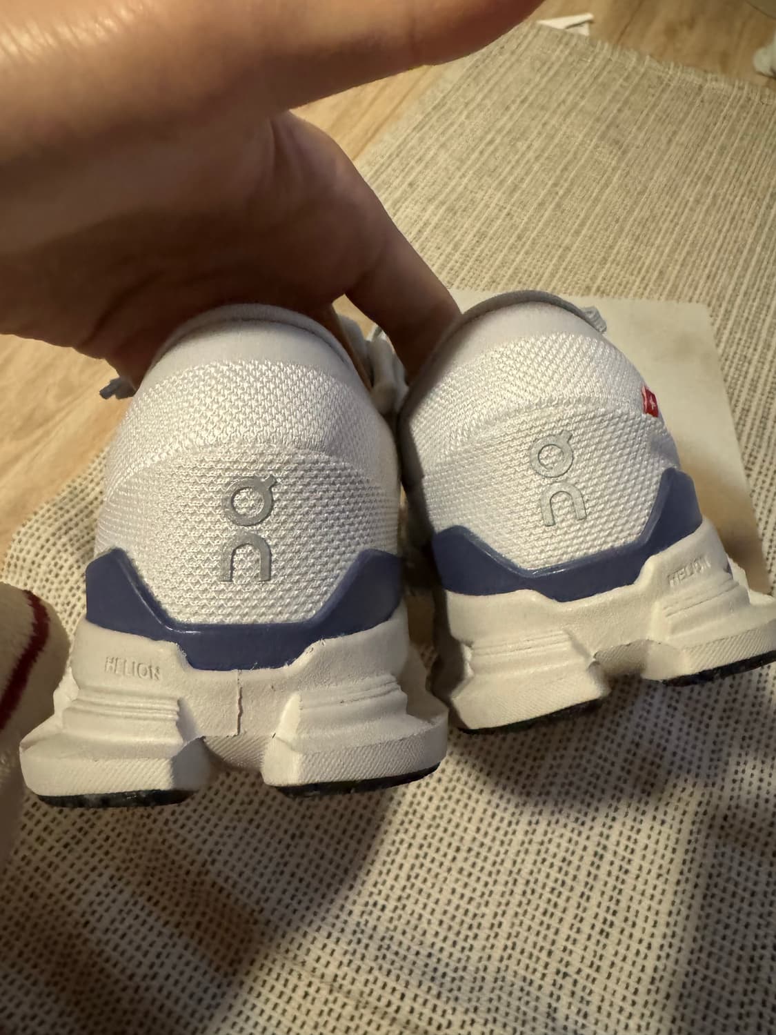 온러닝 클라우드x4  상품이미지5