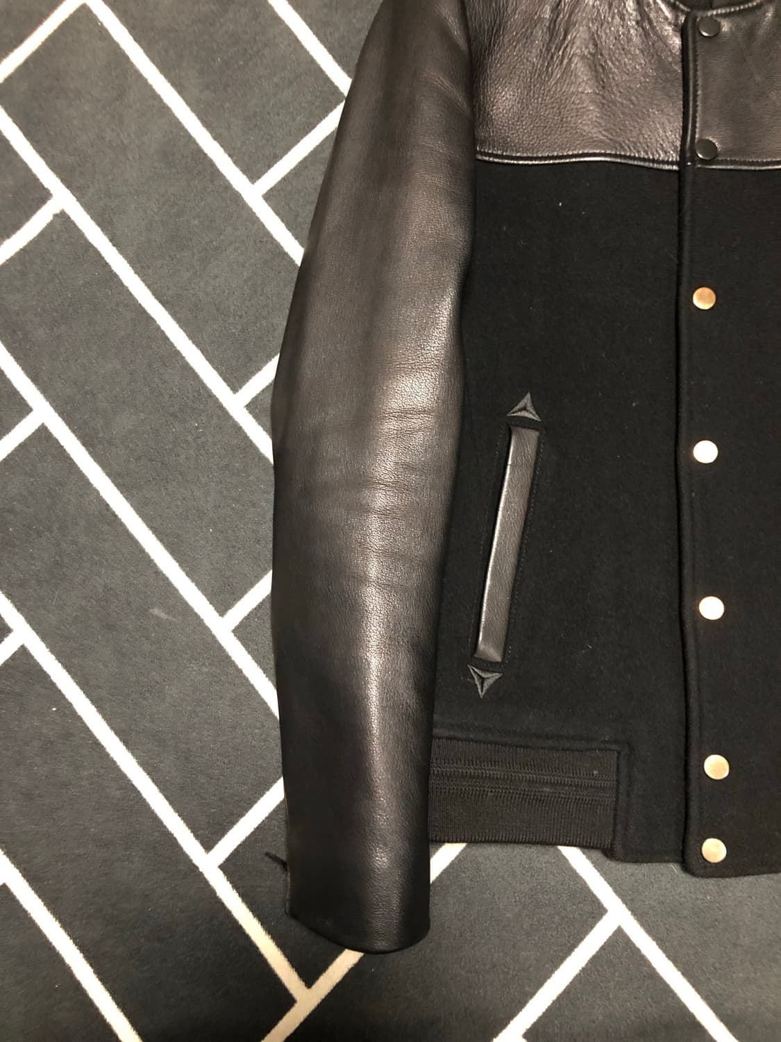 (횡재가)시스템옴므 리얼염소가죽 무스탕자켓/톰포드타임솔리드몽클레어띠어리 상품이미지3