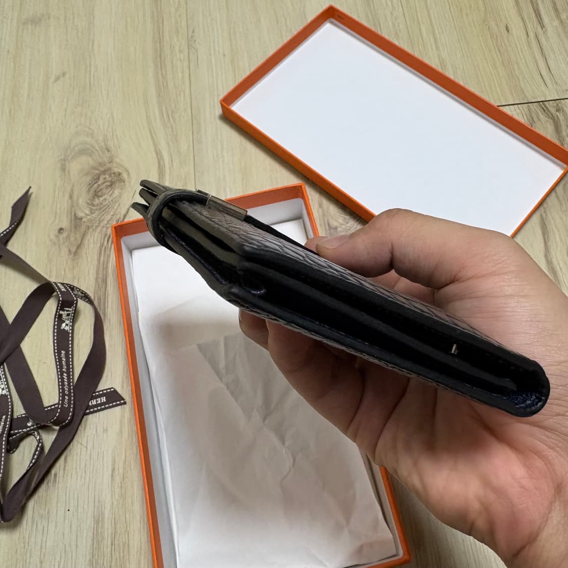 [새상품급] 에르메스 악어 와니 베안 장지갑 상품이미지5