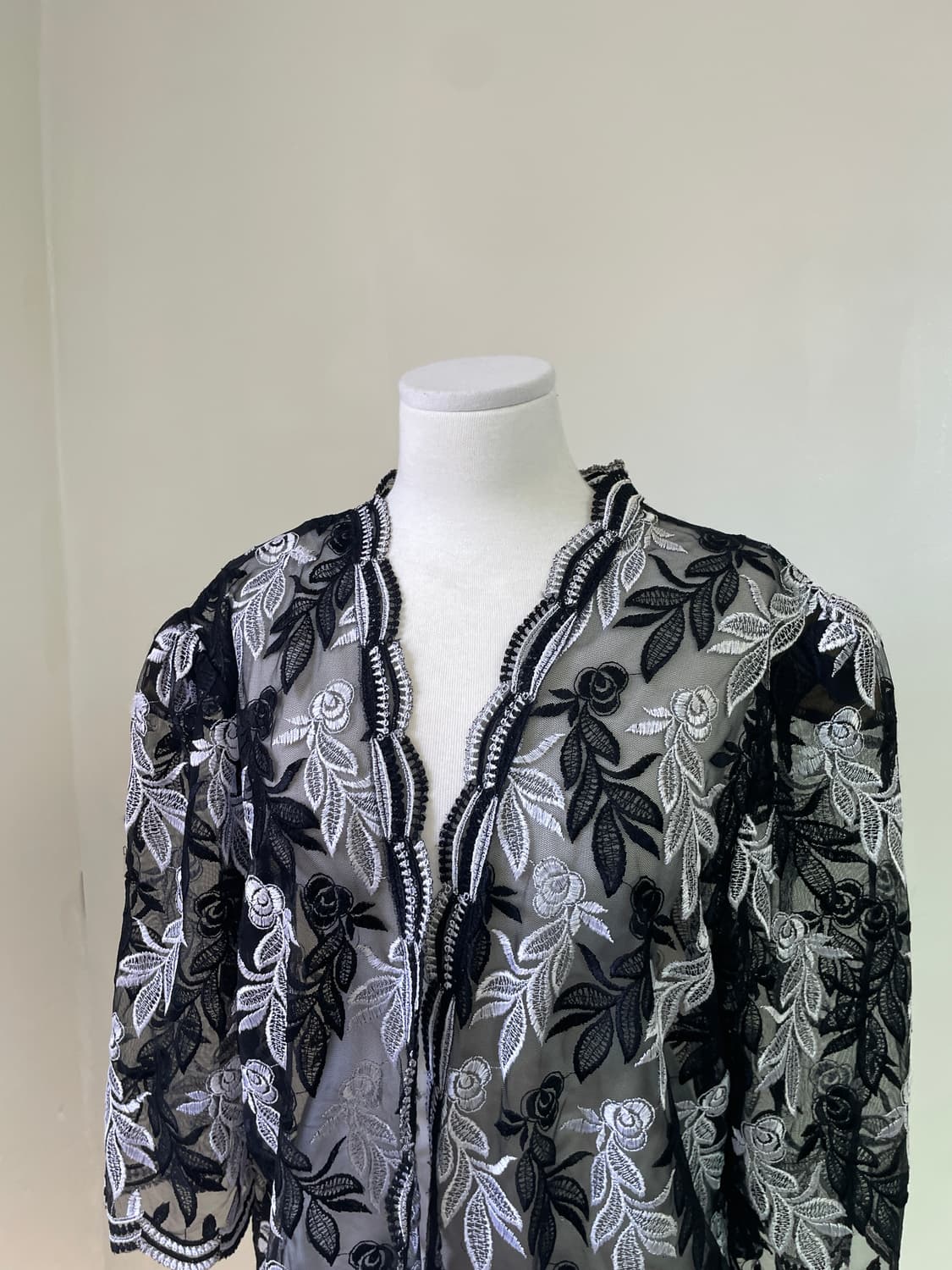 빈티지 플라워 시스루 자카트 블라우스  상품이미지2