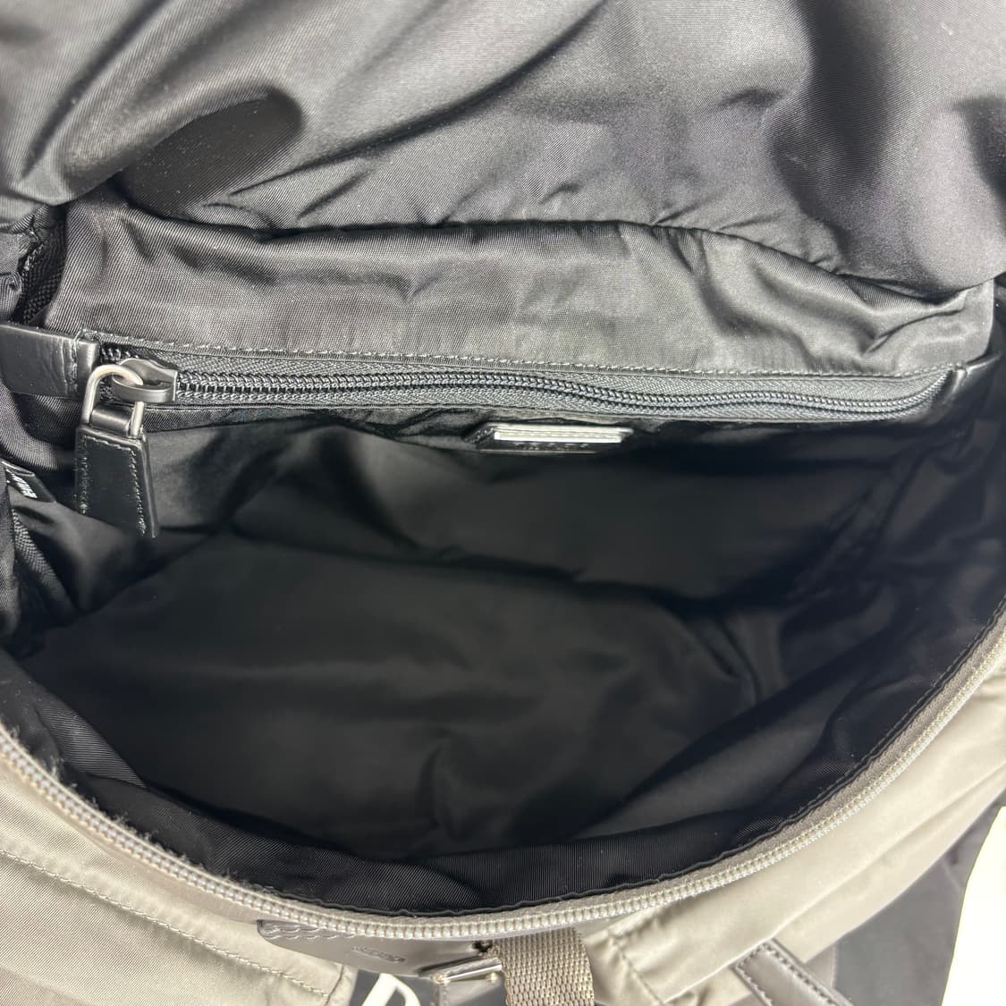 (풀구성,새상품급)신형 프라다 리나일론 숄더백 2VD062 상품이미지9