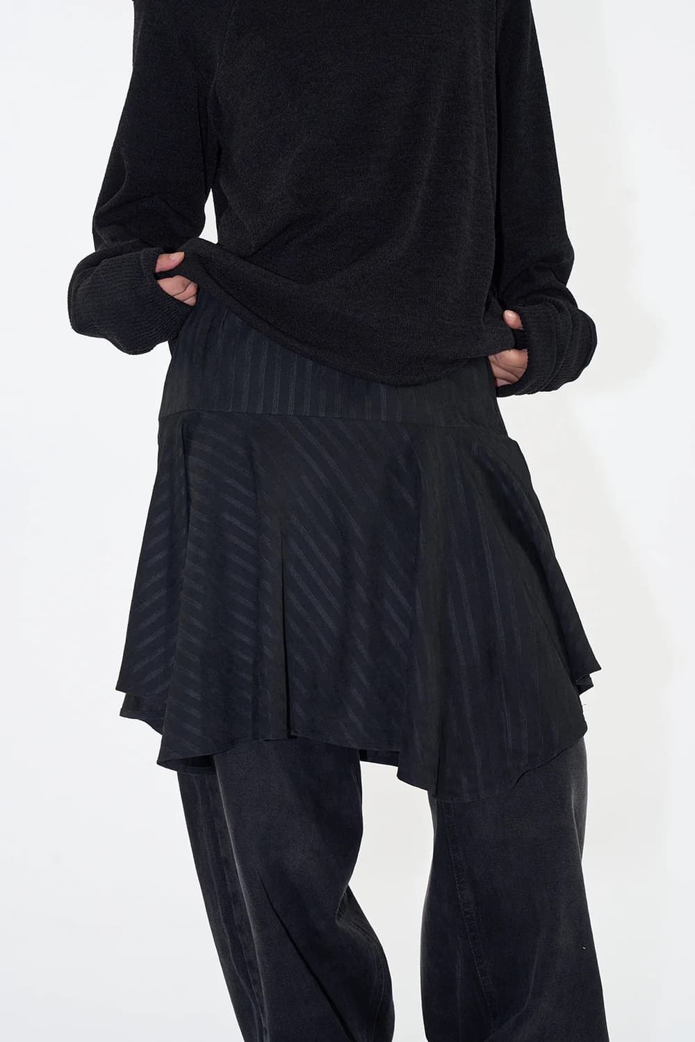 스트라이프 블랙 미디스커트 상품이미지2