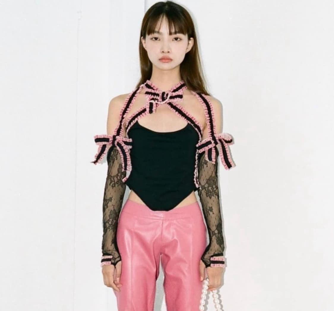 제니착용 Nodress lace sleeve top 상품이미지1