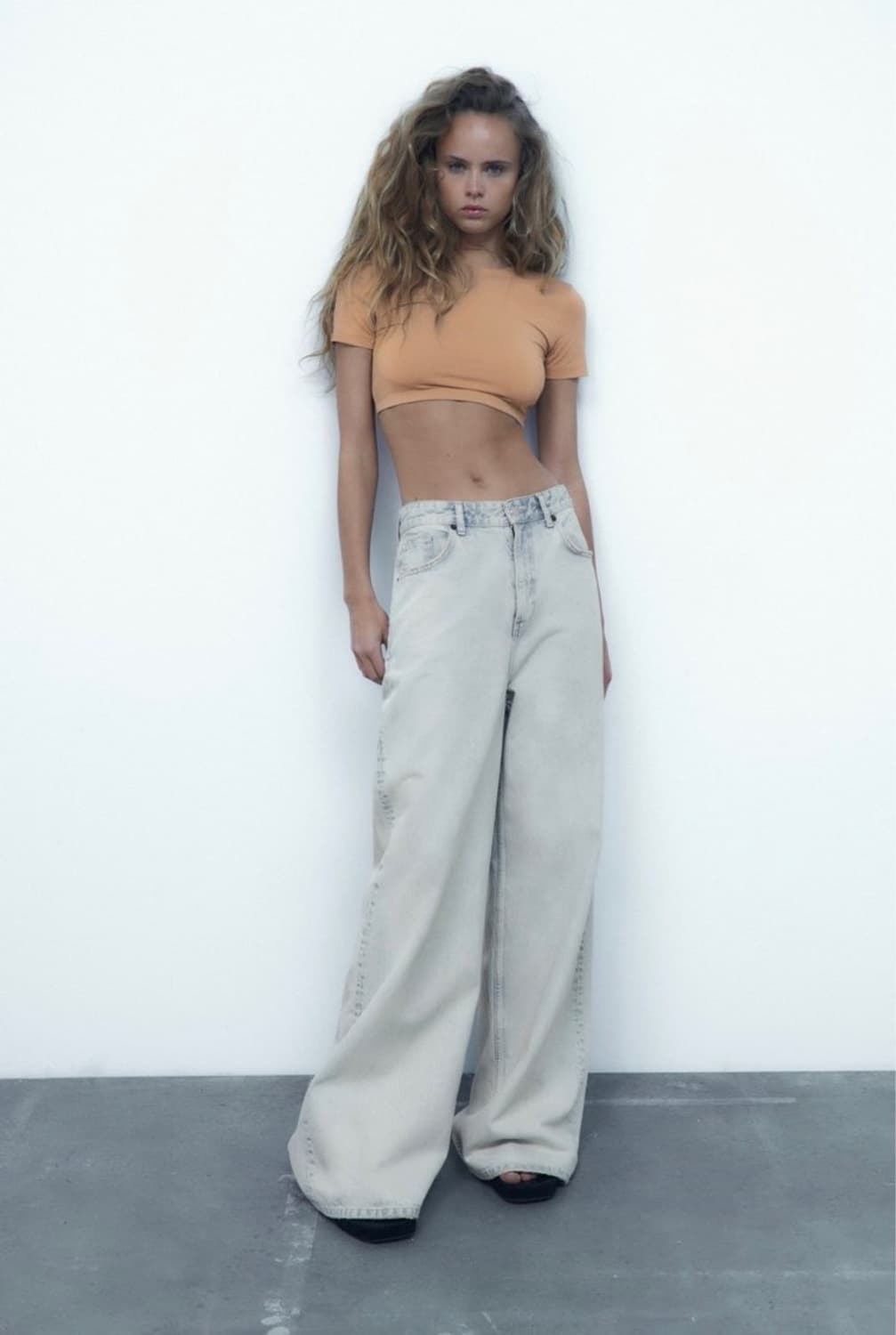 자라 크롭티 상품이미지1