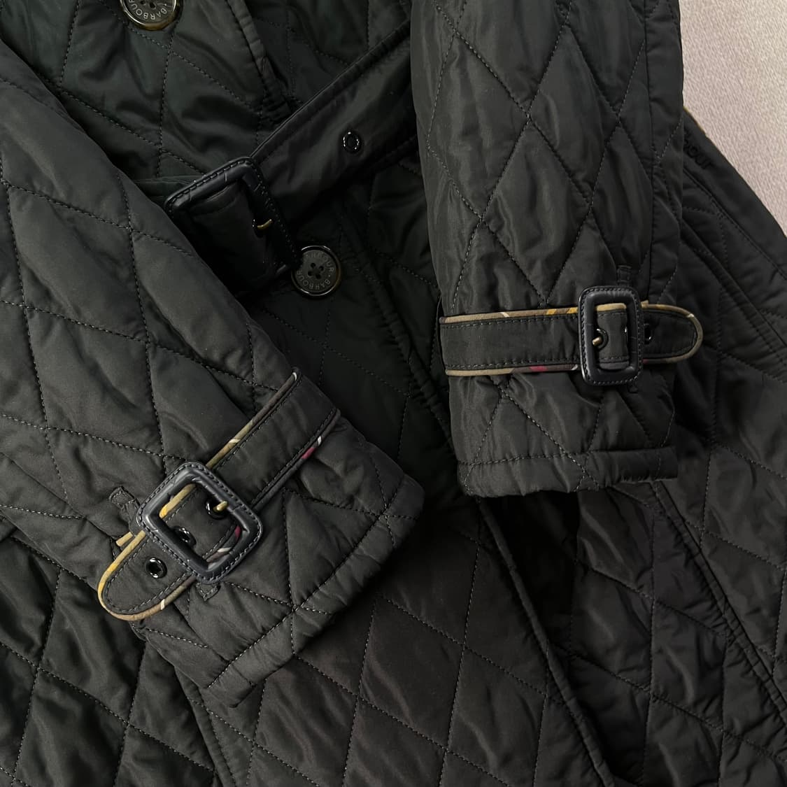 W 95 바버 퀄팅 벨티드 자켓 상품이미지5