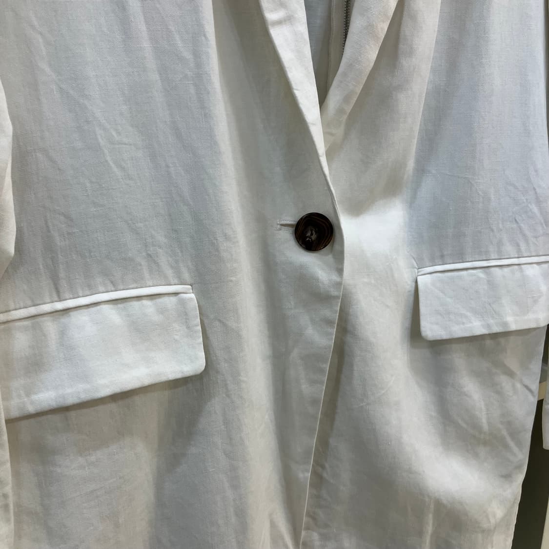 마쥬 화이트 지퍼 마 싱글 블레이저  상품이미지4