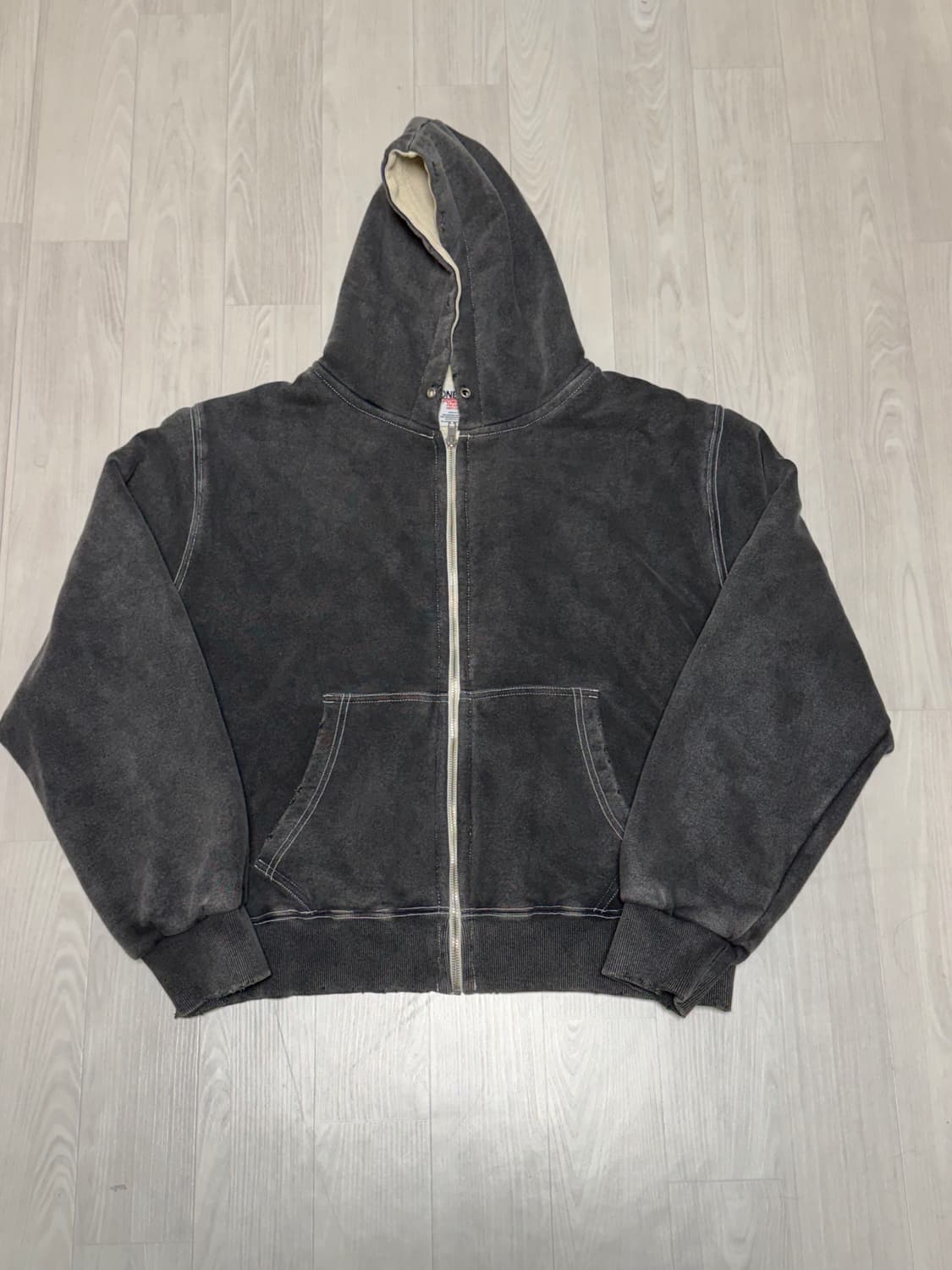 소버 굿즈 후드집업 상품이미지1