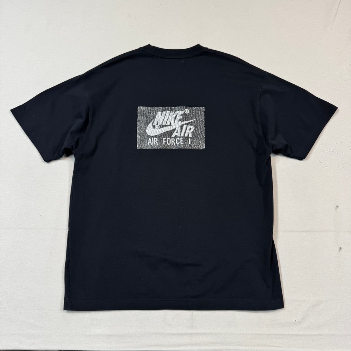XL) 나이키 인사이드아웃 에어포스 블랙 반팔 티셔츠 상품이미지5