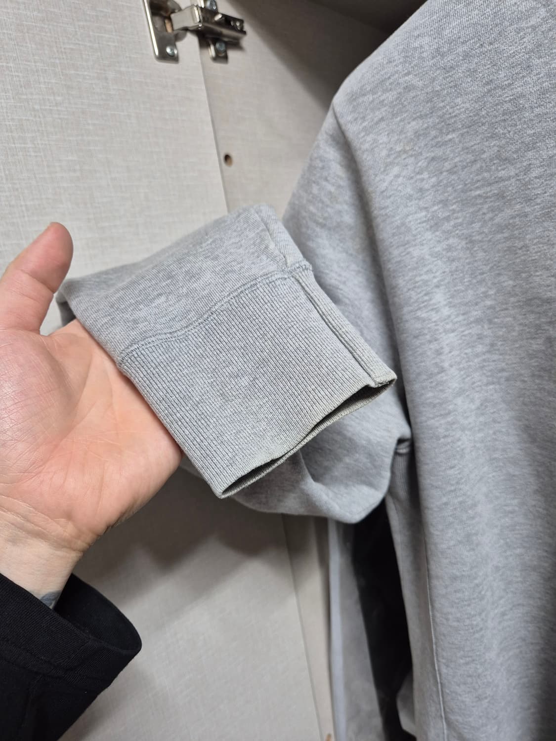 정품 톰브라운 맨투맨 3 사이즈 95-100 그레이 상품이미지4