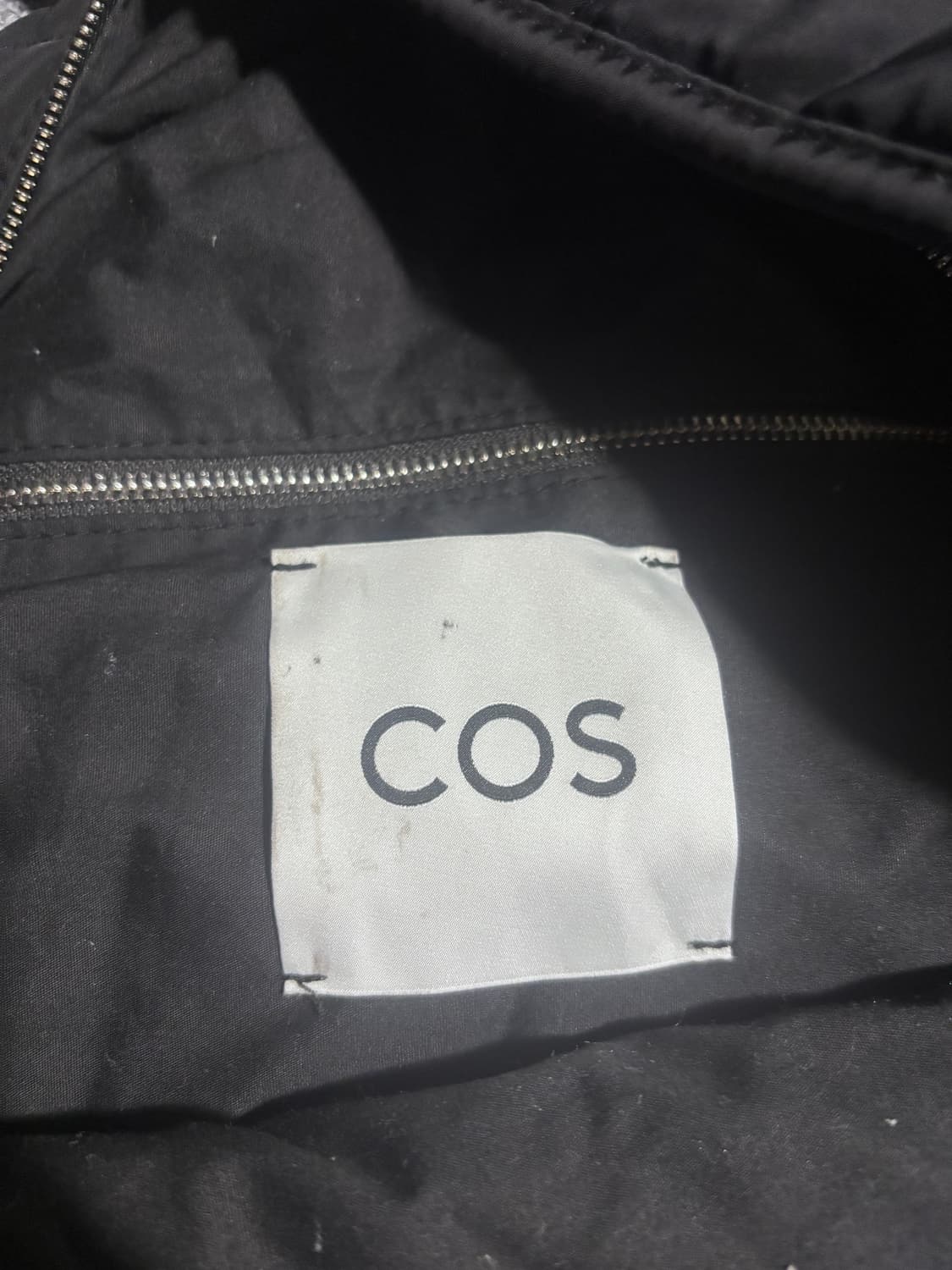 코스 다이아몬드 퀼티드 오버사이즈 숄더백 블랙 상품이미지2