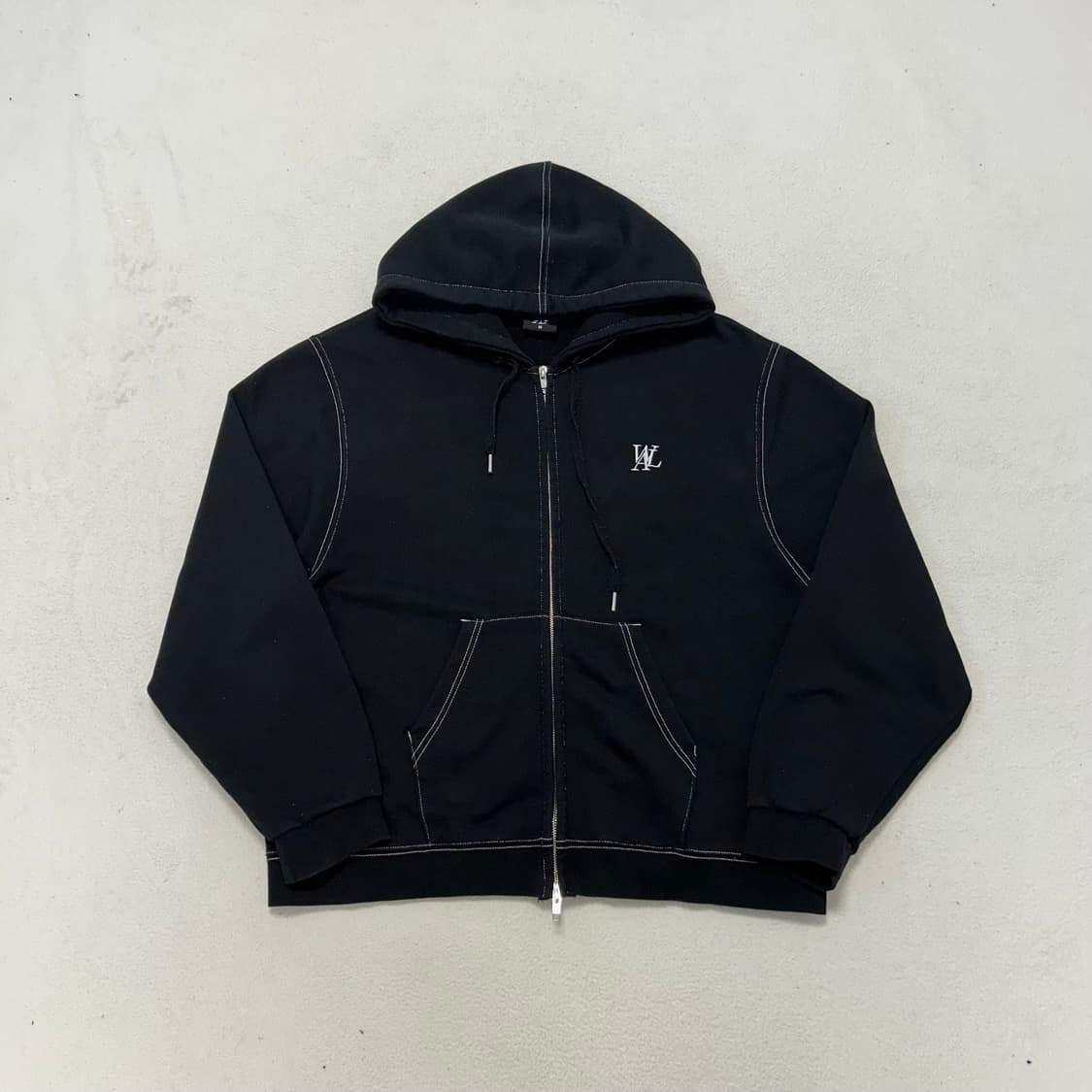 Wooalong black two-way hood zip-up  상품이미지4