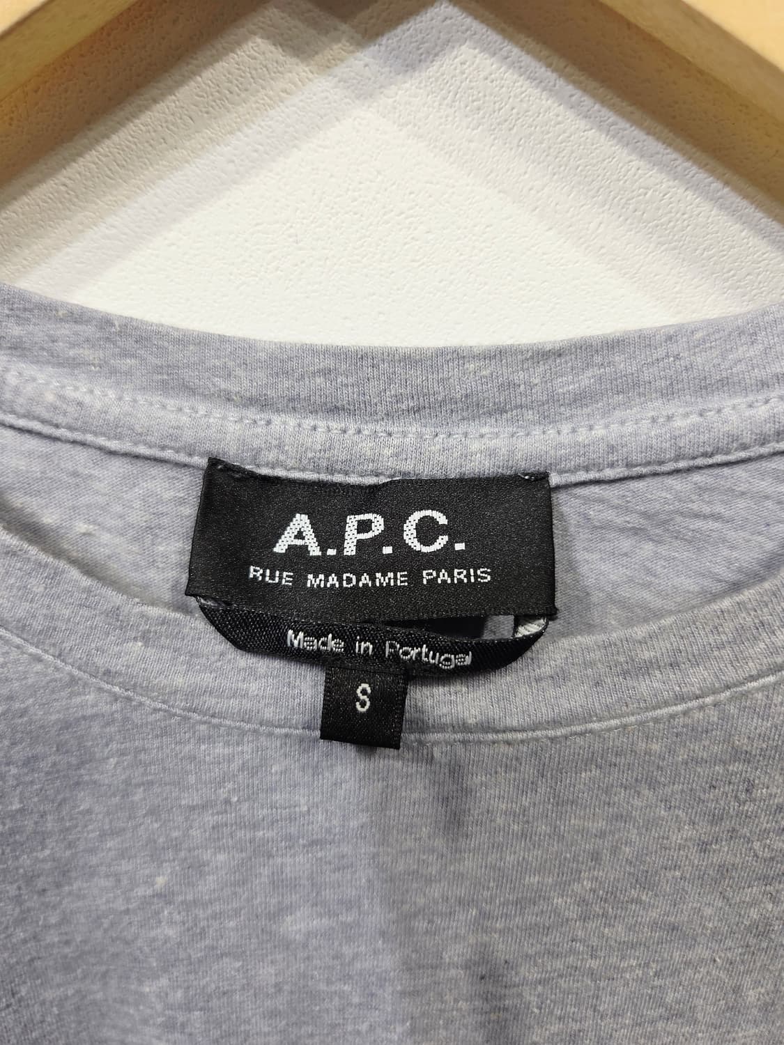 A.P.C.아페쎄. 남자 그레이 프린트 라벨 티셔츠_S 상품이미지7