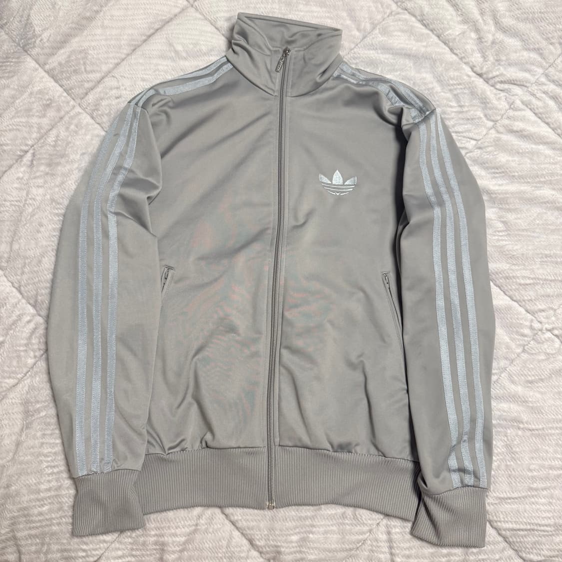 아디다스 대대장 그레이 실버 져지 트랙탑 상품이미지2