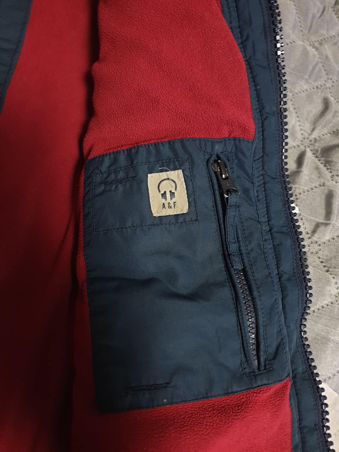 아베크롬비 니트배색 기모 경량패딩 조끼 네이비 (M) 상품이미지5