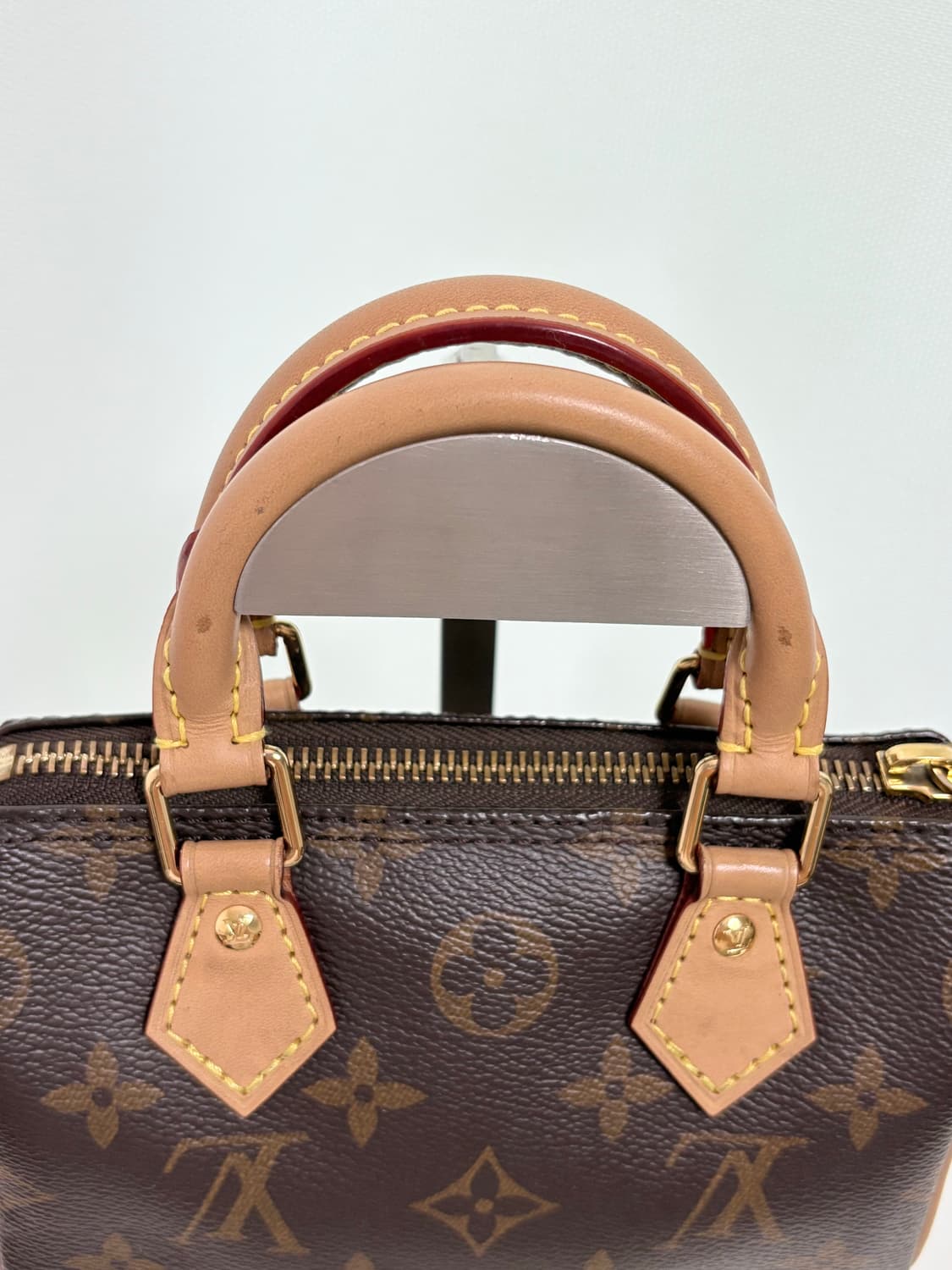 루이비통 나노스피디 크로스백 상품이미지10