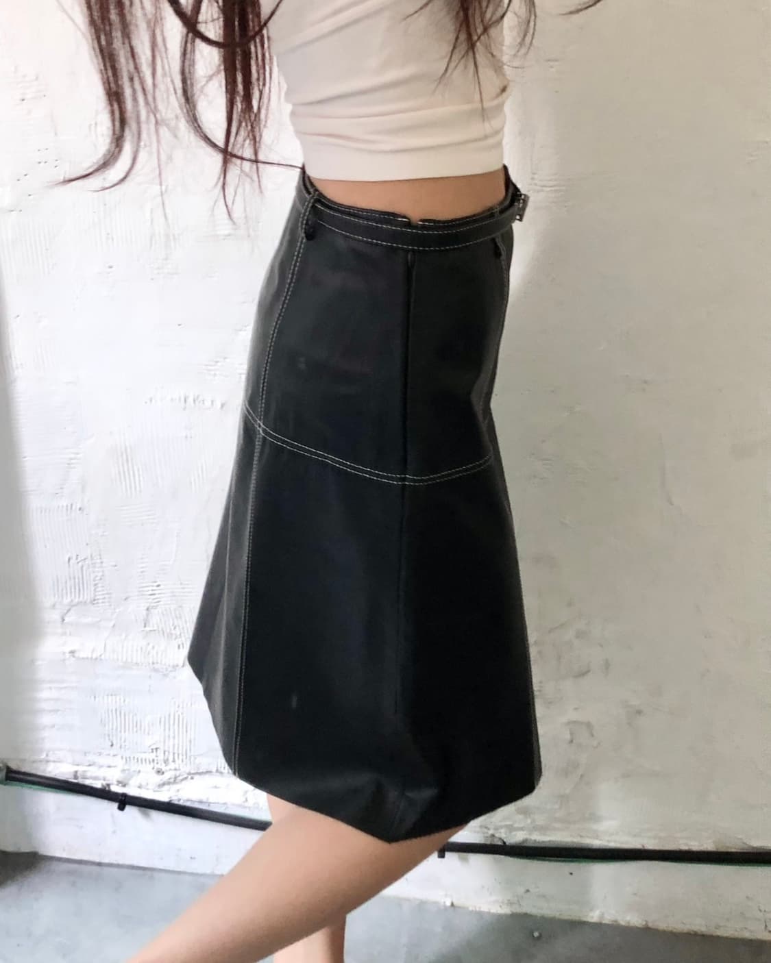 Burberry 버버리 블랙 레더 미디 스커트 상품이미지2