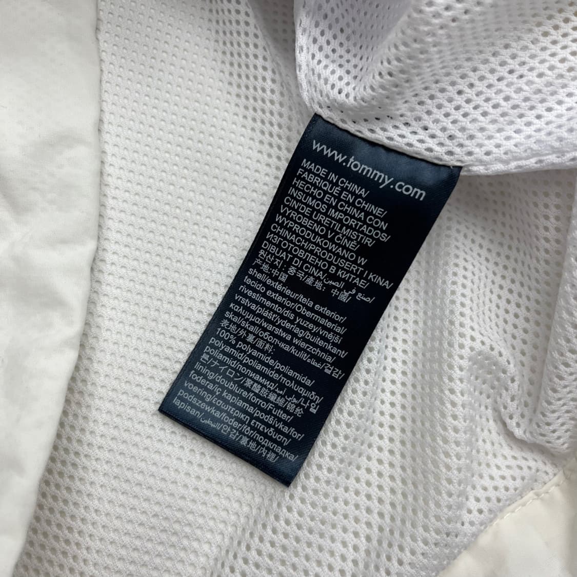 타미힐피거 진스 로고 화이트 후드 바람막이 M 상품이미지6