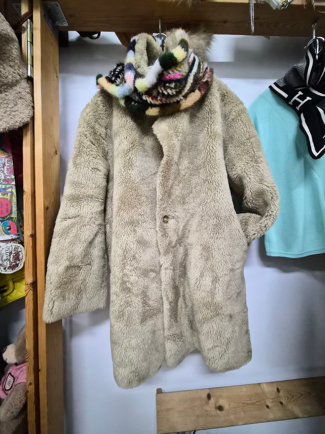 SLLOW 무스탕퍼코트 상품이미지1