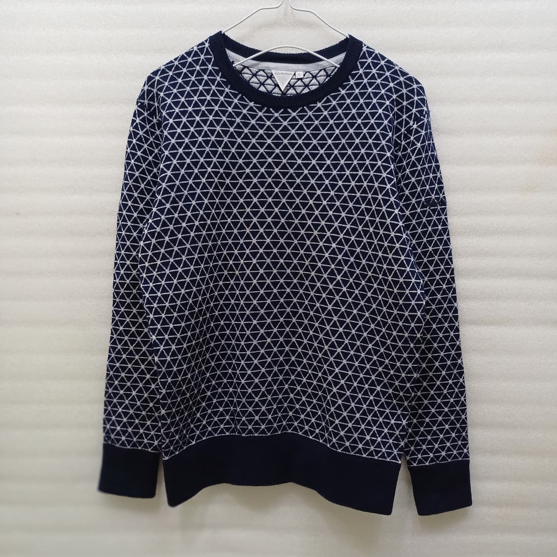 테일러메이드 골프 살짝도톰 울 라운드 니트 여성 L 사랑봉봉 상품이미지1