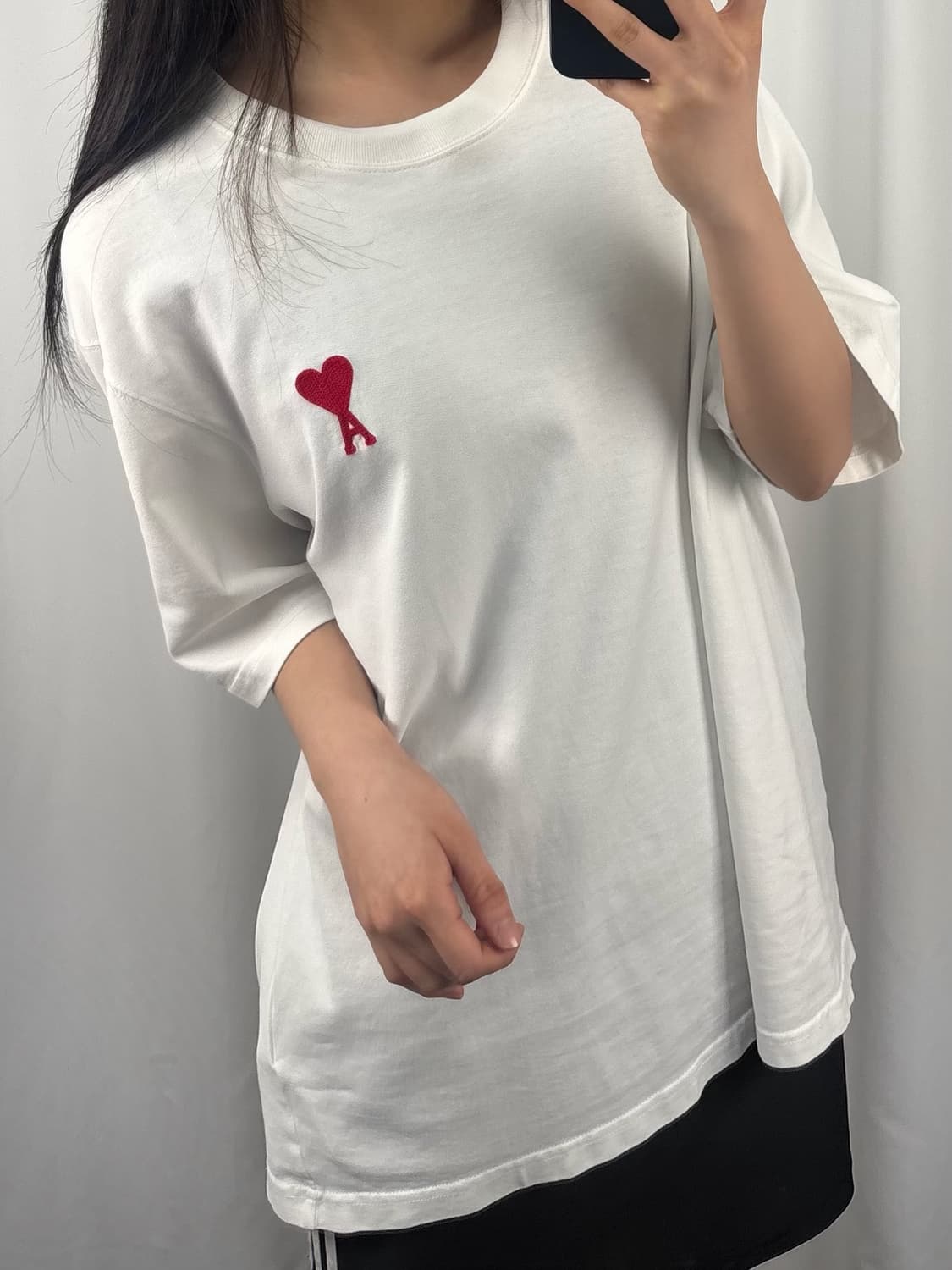 아미 23SS 화이트 스몰로고 반팔  상품이미지1