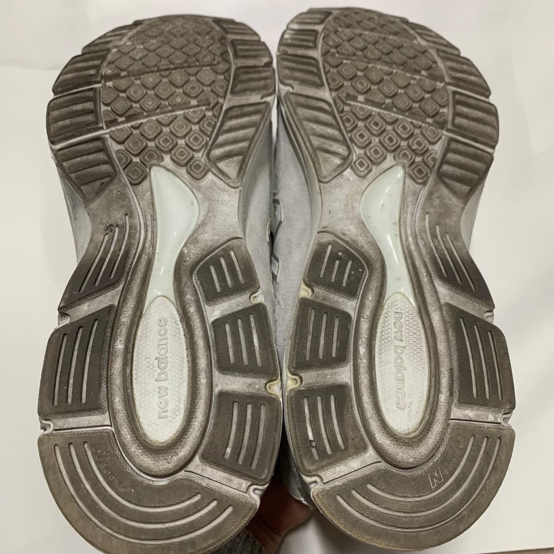 뉴발란스 990v4 아크틱폭스 그레이 275 상품이미지5