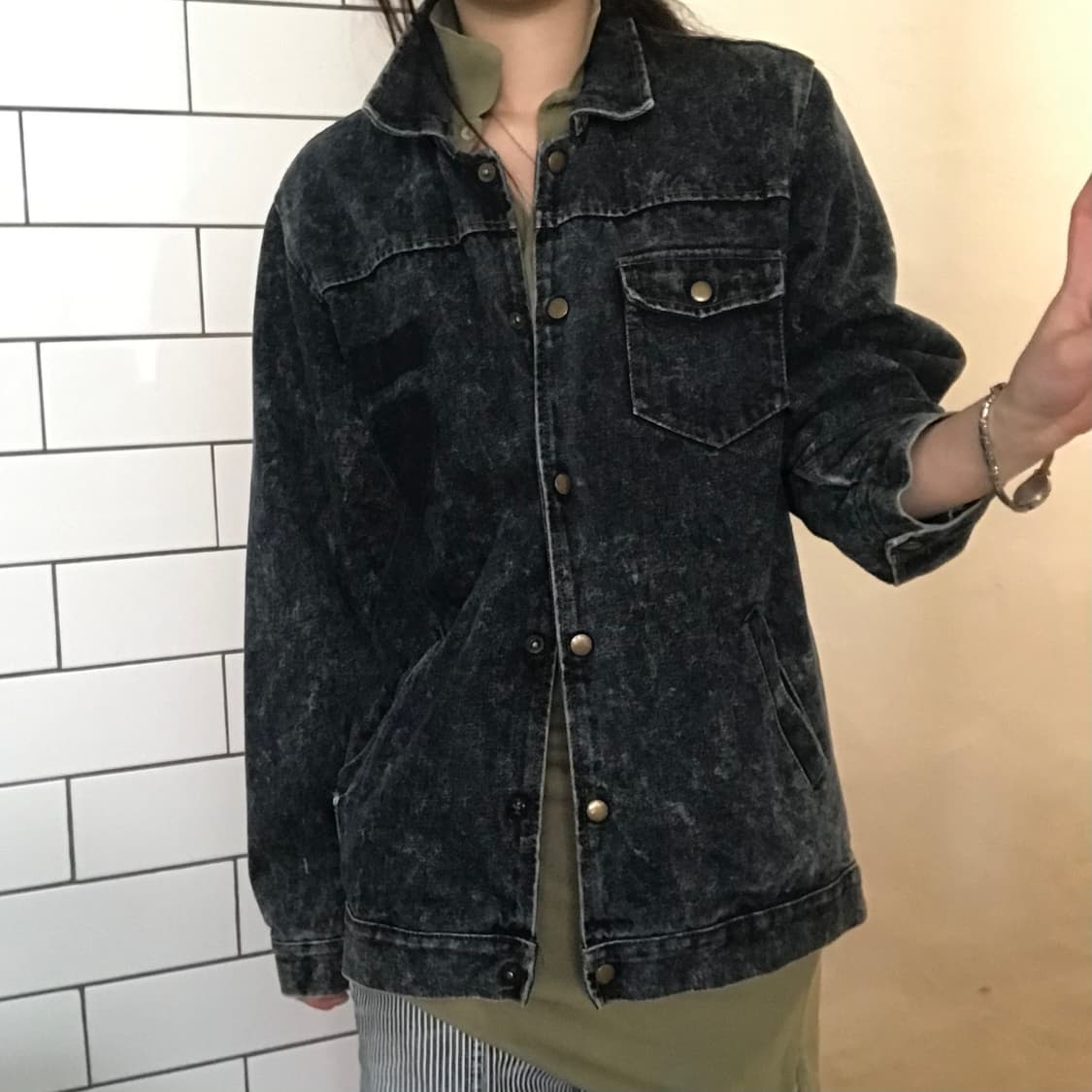 빈티지 워싱 블랙 데님 자켓 상품이미지3