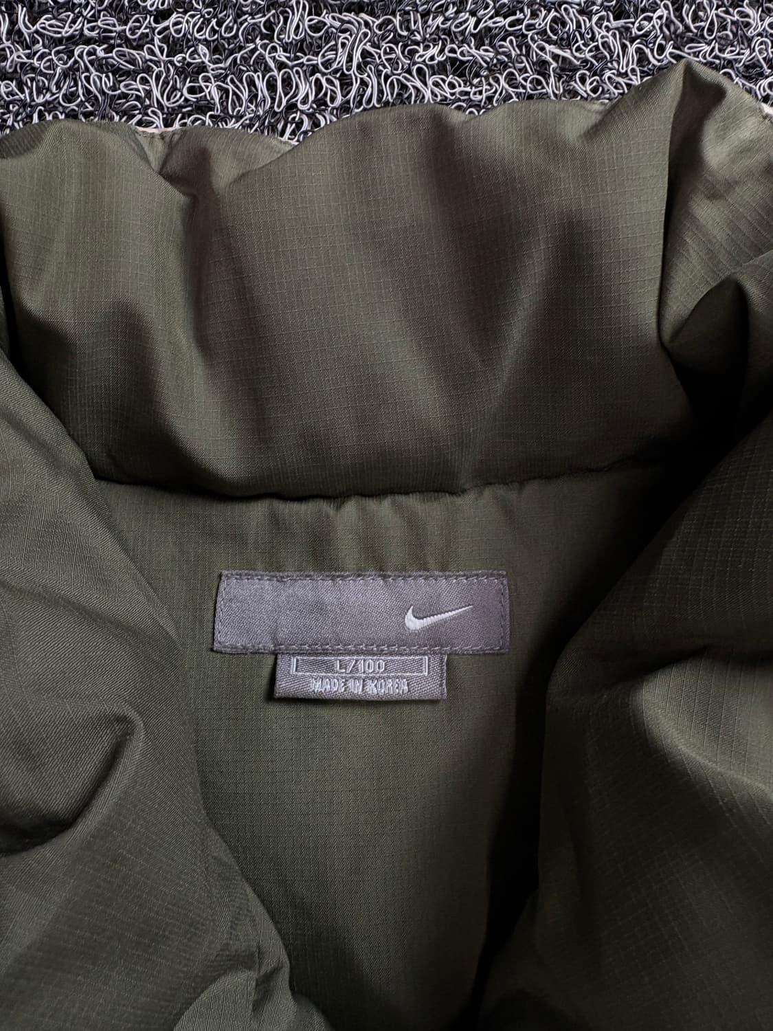 00s 나이키 올드스쿨 뉴챔프 다운 푸퍼 패딩 카키 1758 상품이미지4