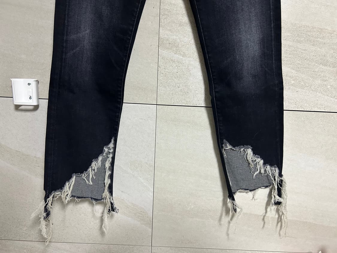 R13 블랙 데님 바지 상품이미지5