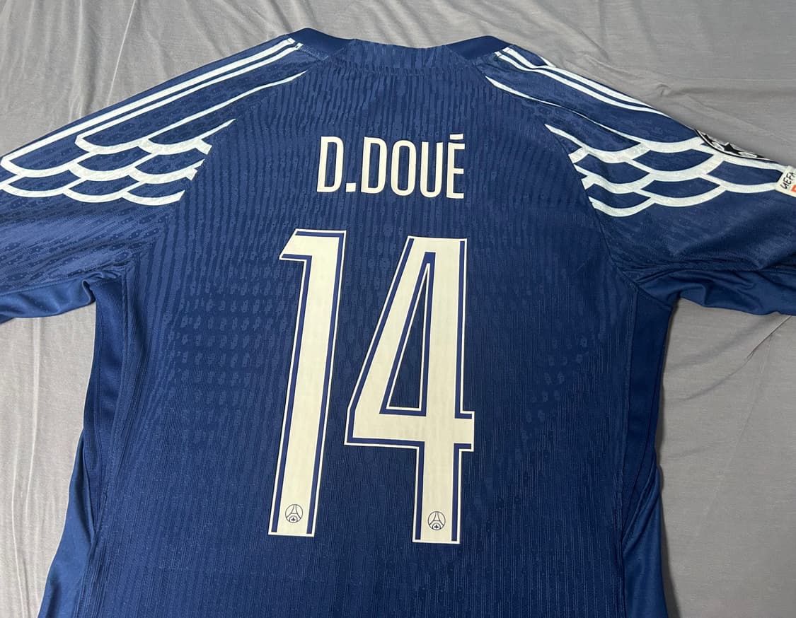 25/26 psg 파리 생제르망 4th 조던 어센틱 유니폼 상품이미지3